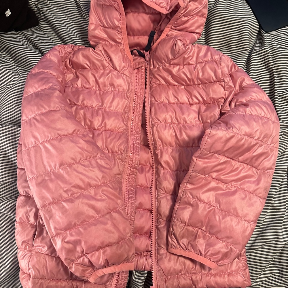 2 Primary puffers (pink & purple)